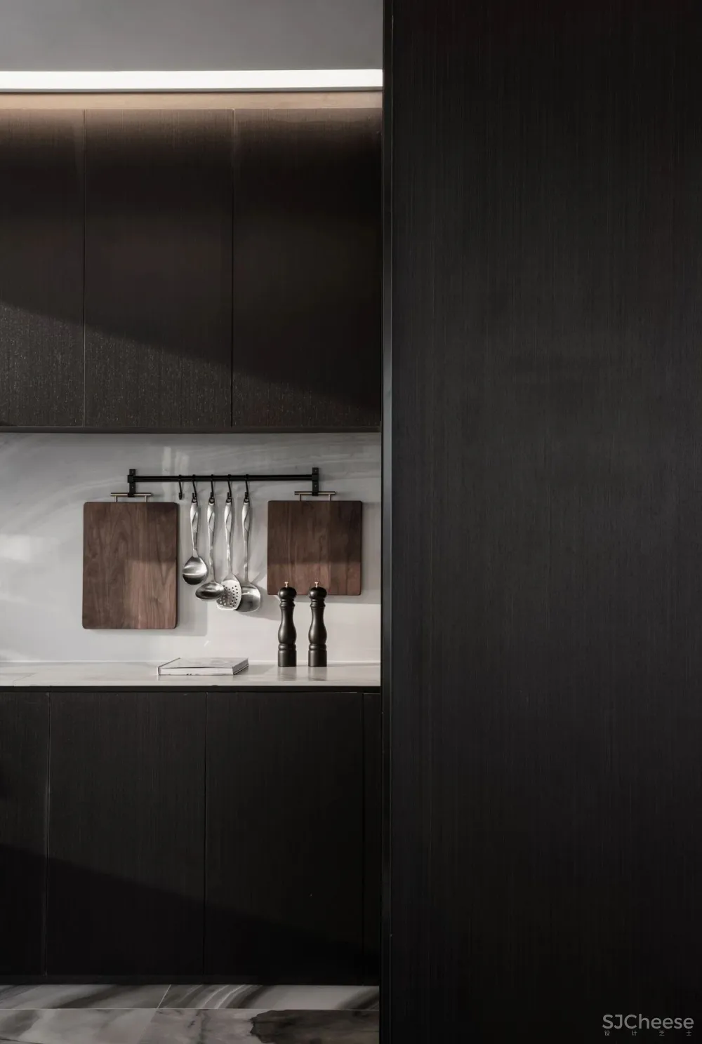 李益中丨超高层城市地标,高端公寓的先锋艺术