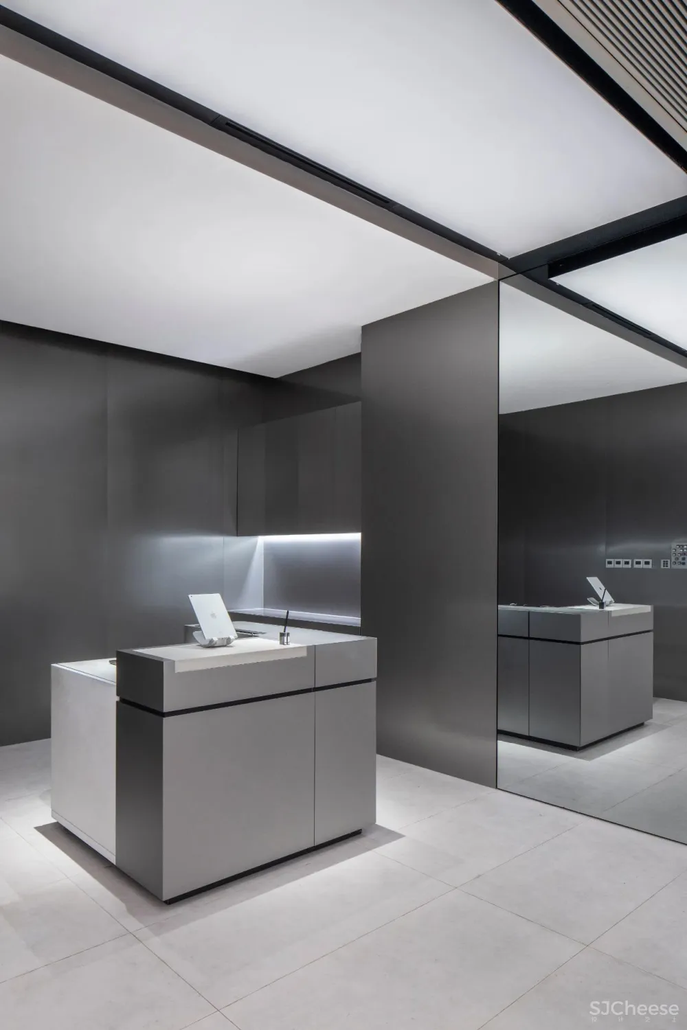 DOMANI 东仓:潮流店很艺术