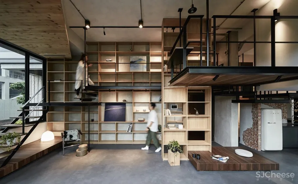 日本设计奖工业风-wabi sabi,卧室悬浮的家像一座图书馆