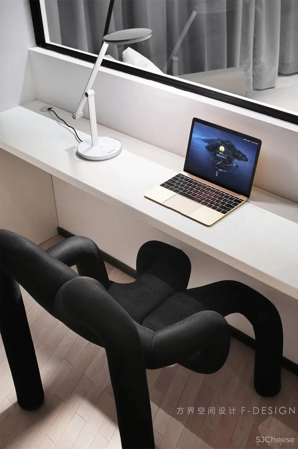 方界空间设计 与黑白对话的110㎡现代都市美学家