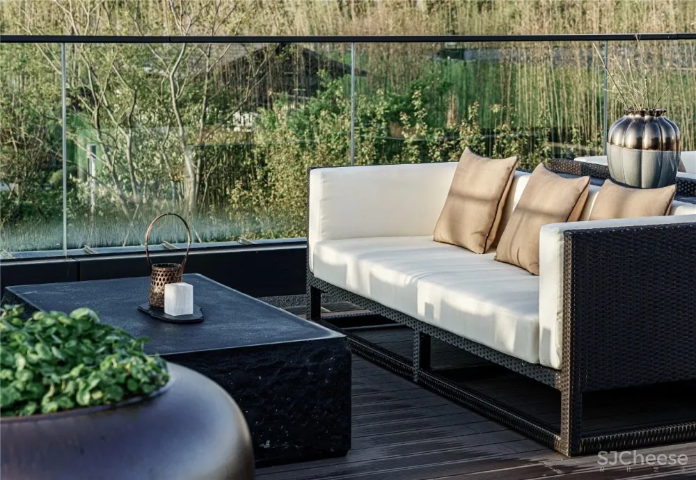 凌子达新作 疏影横斜间,延续空间的静雅