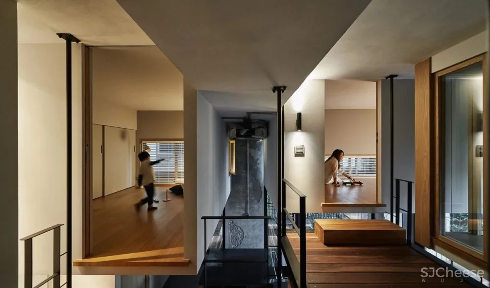 日本设计奖工业风-wabi sabi,卧室悬浮的家像一座图书馆