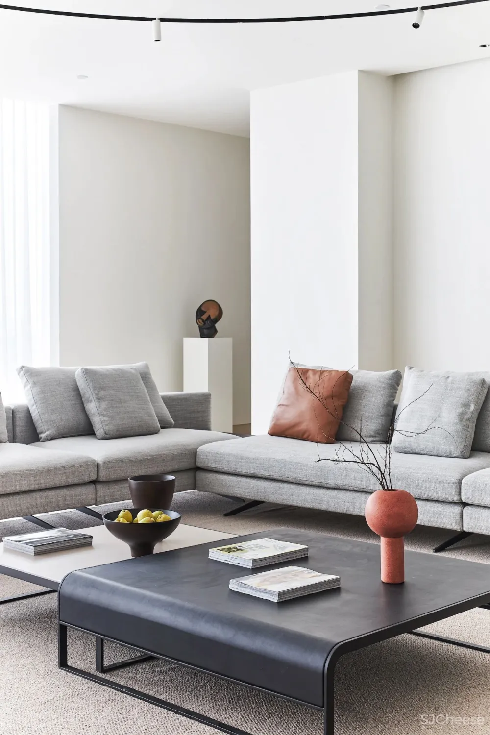 拾一设计:360°环绕式空间,营造简约的未来质感