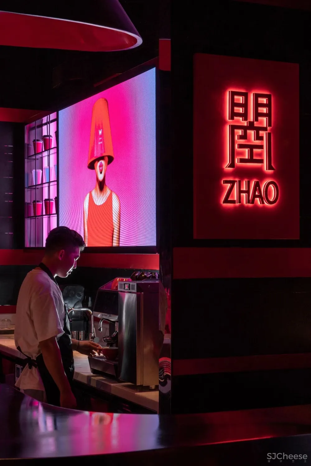 自在Z DOT Design × ZHAO COFFEE BAR:时尚与独立新女性