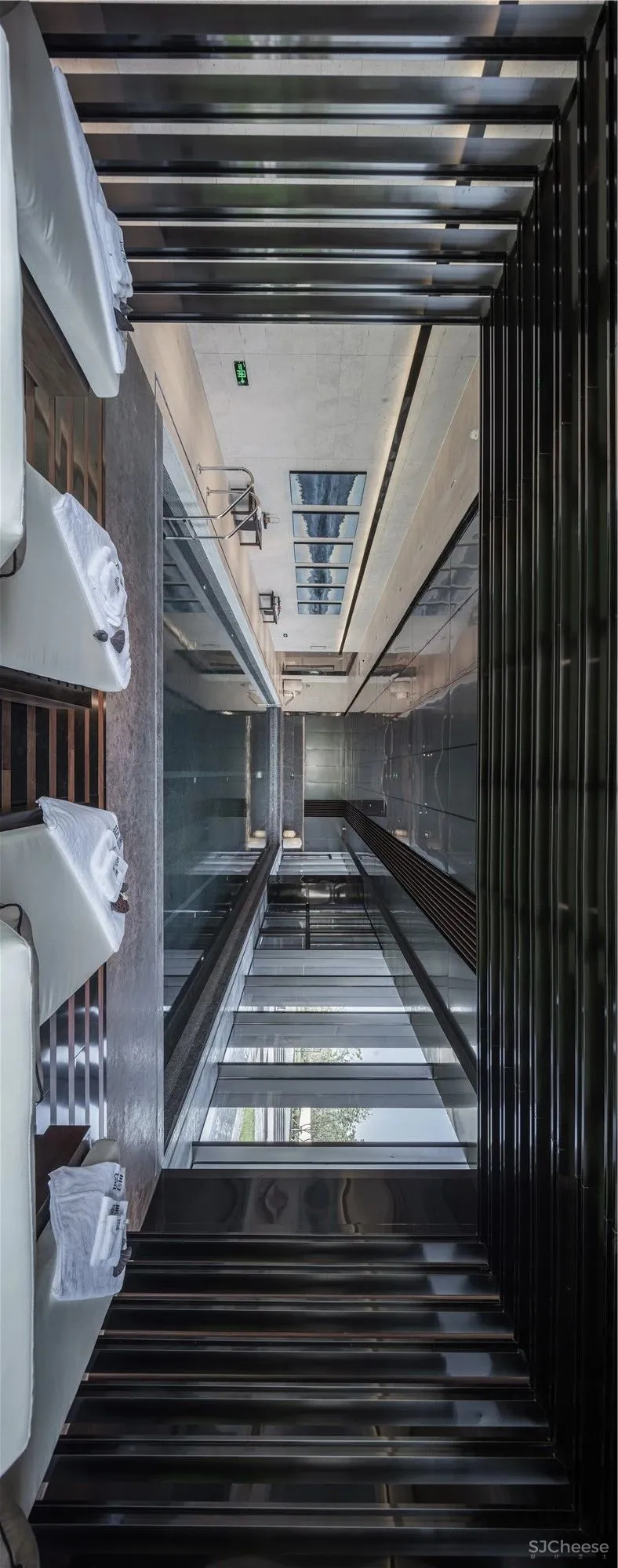 凌子达新作 疏影横斜间,延续空间的静雅