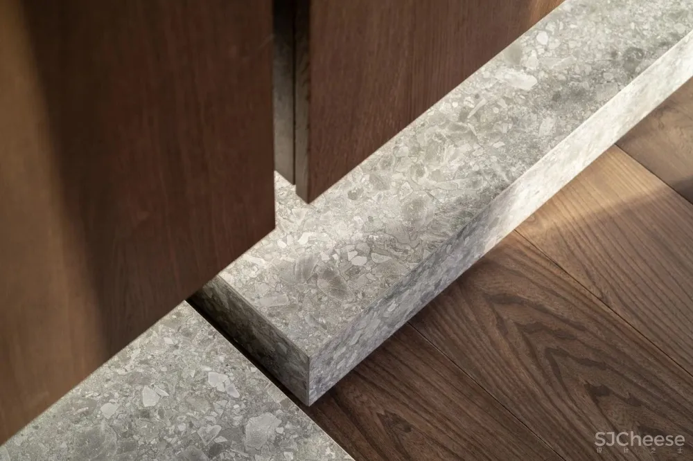 82㎡高级灰公寓，半毛坯、半精装也可以很出彩