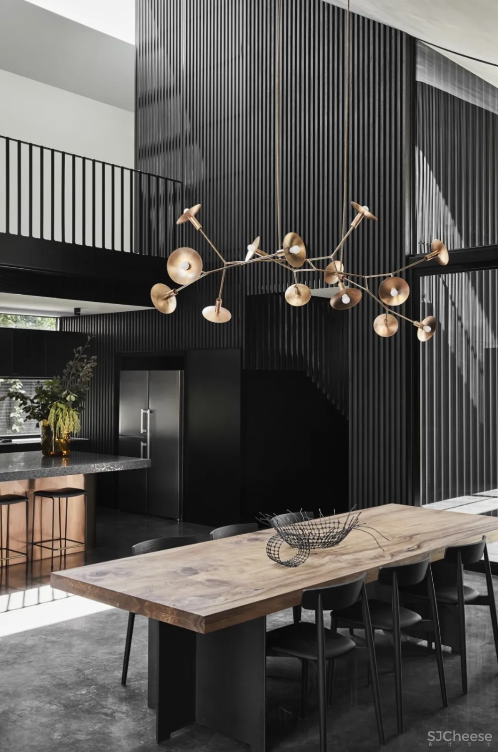 Splinter Society 基石住宅,原始质感中的精致生活