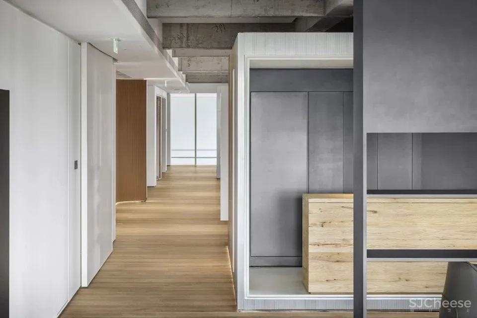 新作 凌笛OFFICE：重现旧工业时代质感 万境设计