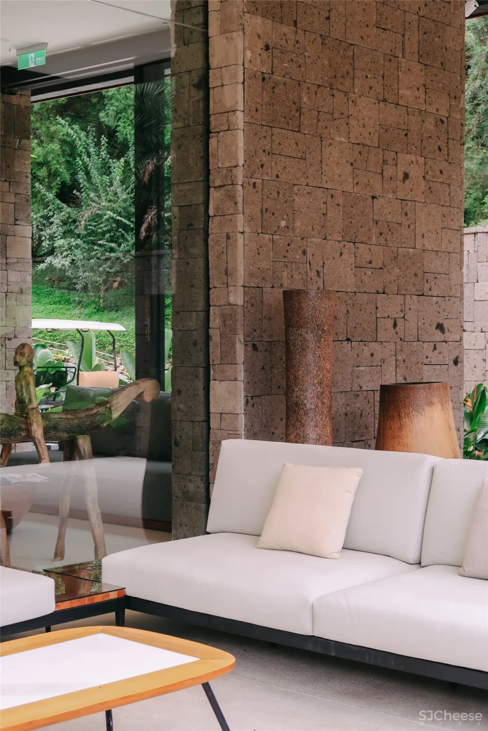 亚洲顶尖酒店 ，大隐山林，野奢成趣