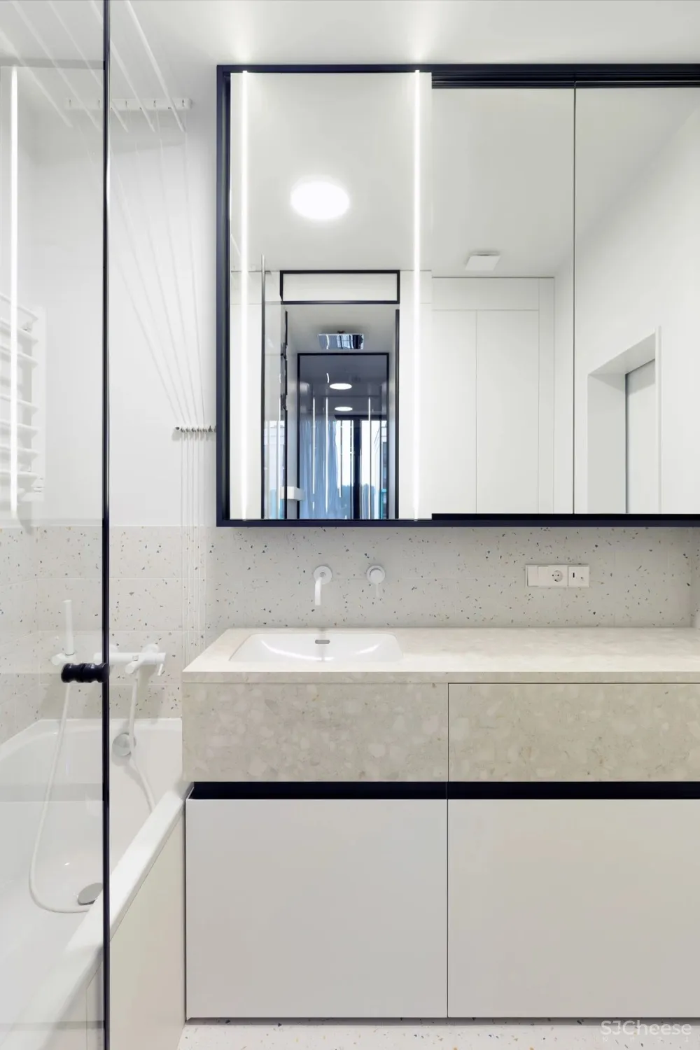 小空间的完全之法——纯白色的极简主义