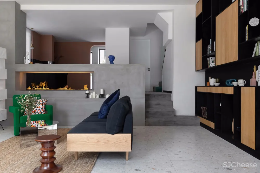 242㎡五室四卫，30种高级撞色，还有悬浮衣帽间 空中花园？！