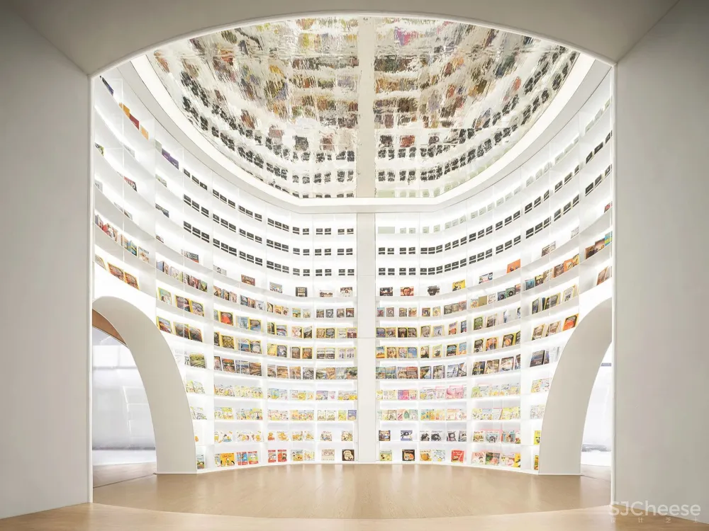 通透感 流动性，打造纯净儿童空间 反几建筑