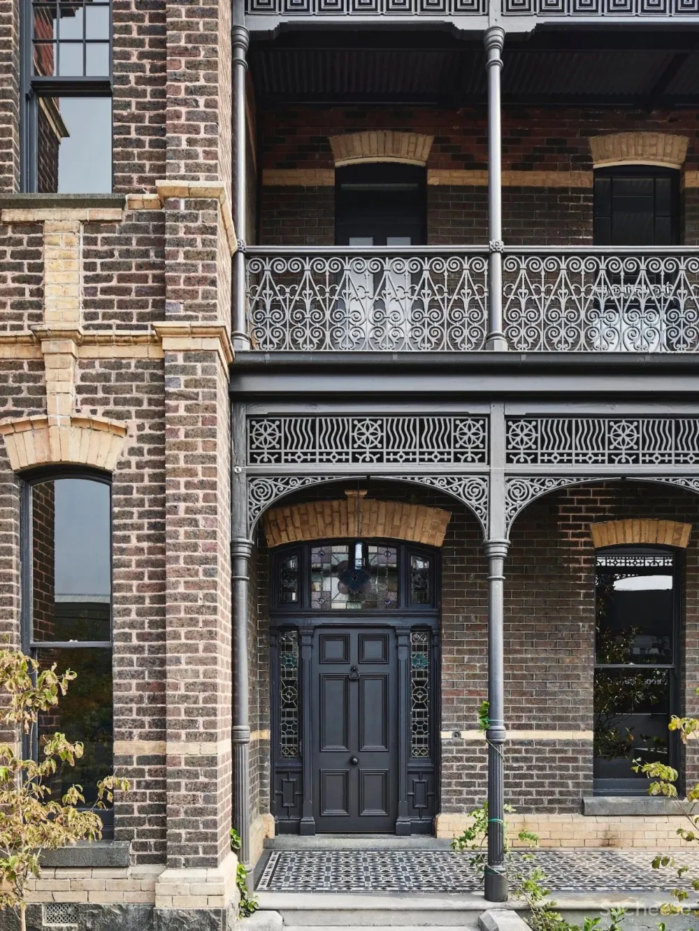 老房改造成现代住宅, 超多复古细节太美了!