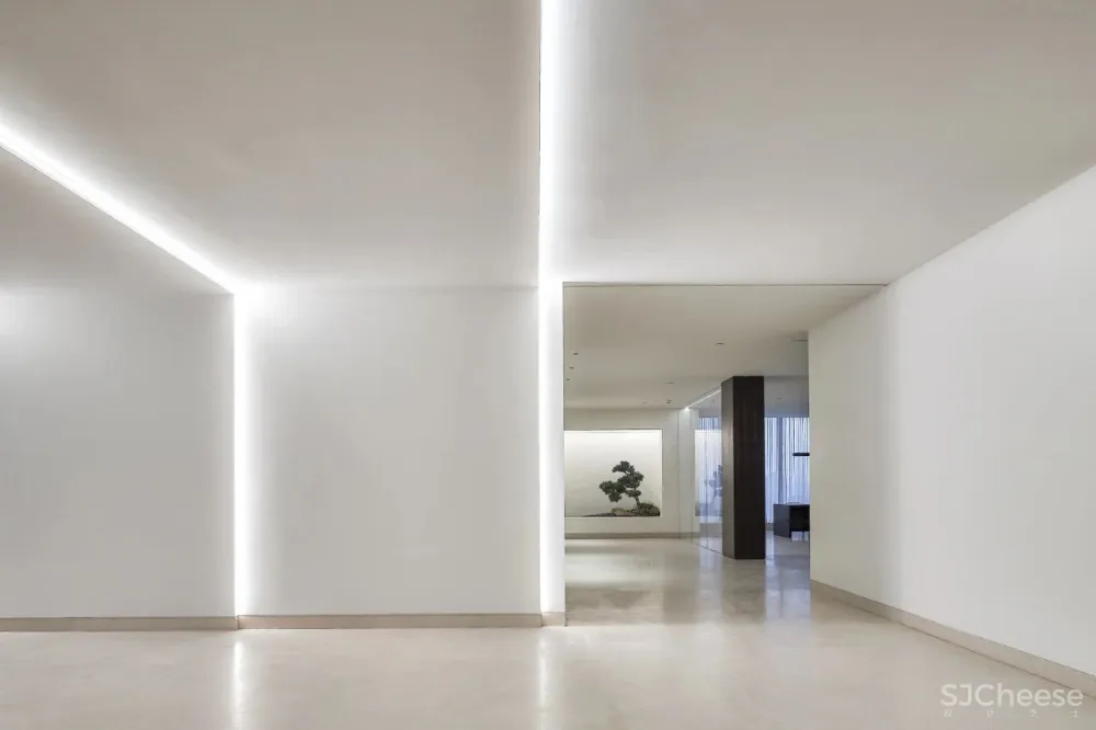 拾一设计:360°环绕式空间,营造简约的未来质感