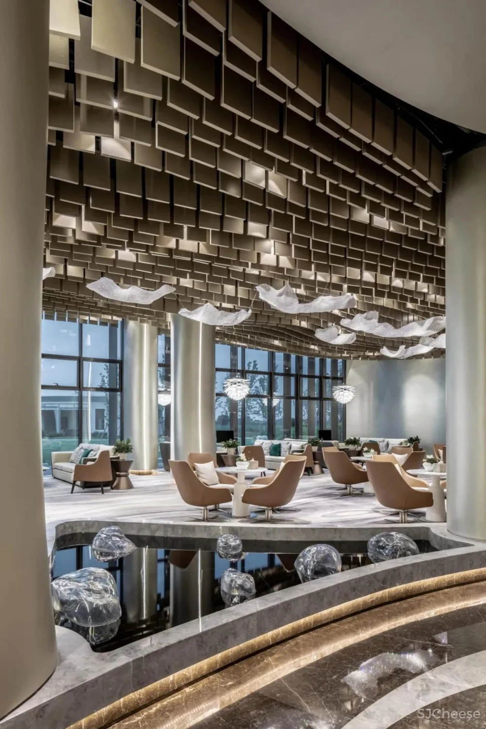 灵动、优雅,解密700㎡至美简奢之境!