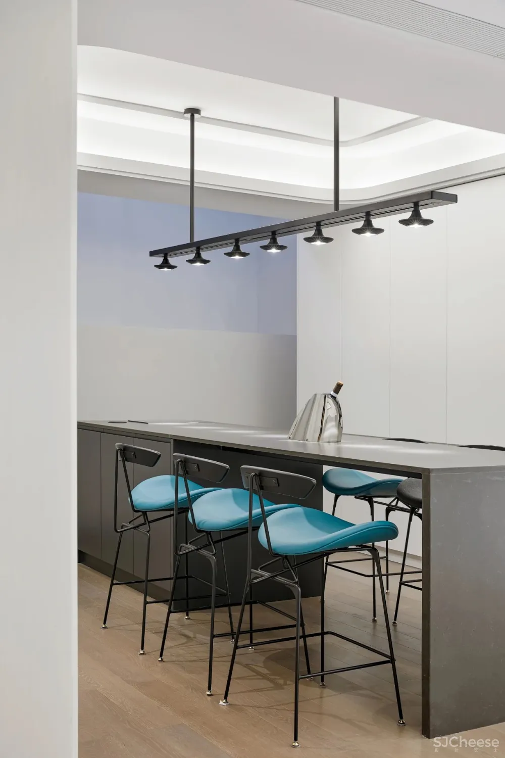 500㎡简白别墅，淡雅雍容，这才是85后向往的家！