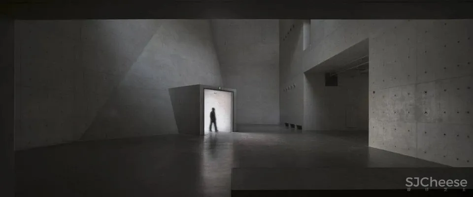 魏春雨作品:谢子龙影像艺术馆