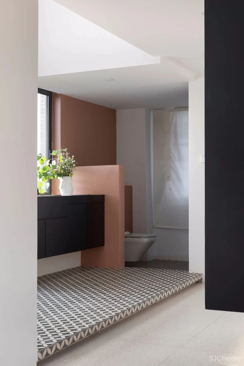 242㎡五室四卫，30种高级撞色，还有悬浮衣帽间 空中花园？！