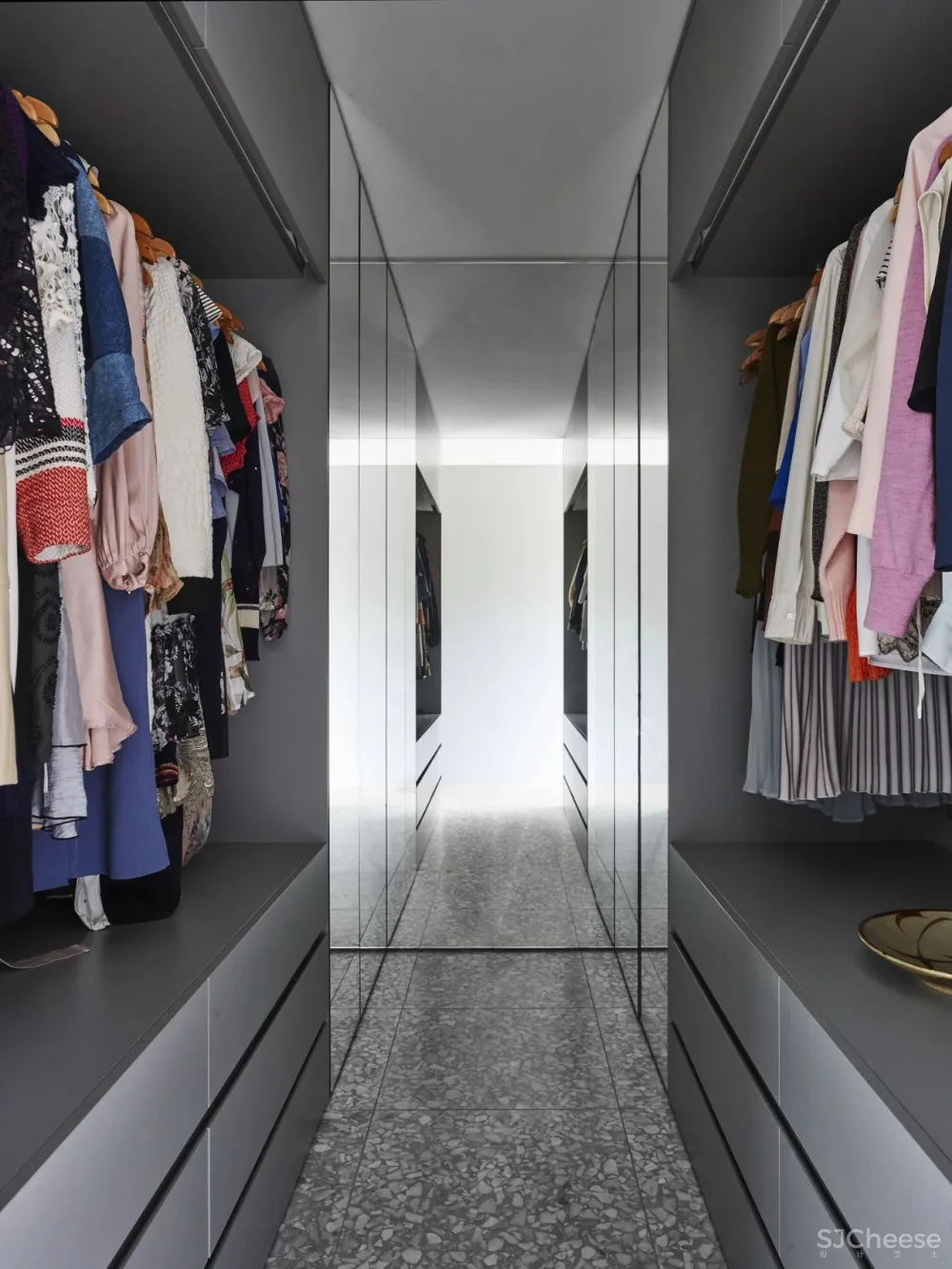 MADELEINE BLANCHFIELD ARCHITECTS