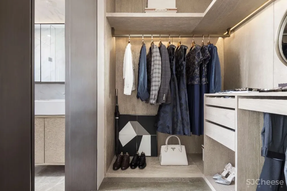 240㎡轻奢住宅,重构古典与现代的写意美学!