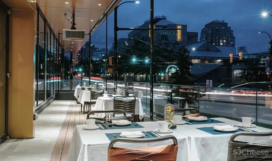 古鲁奇新作 全球首家5D餐厅,全聚德温哥华店