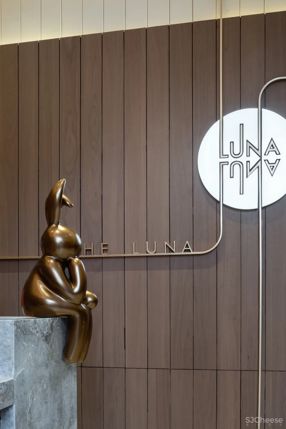 创新的设计就该打破常规,2020 年的售楼处都这样设计了