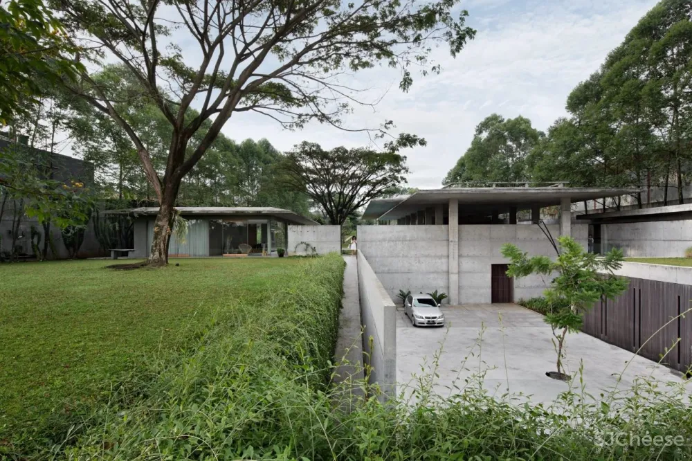 我在印度尼西亚万隆的安德鲁·马丁(Andra MATIN)