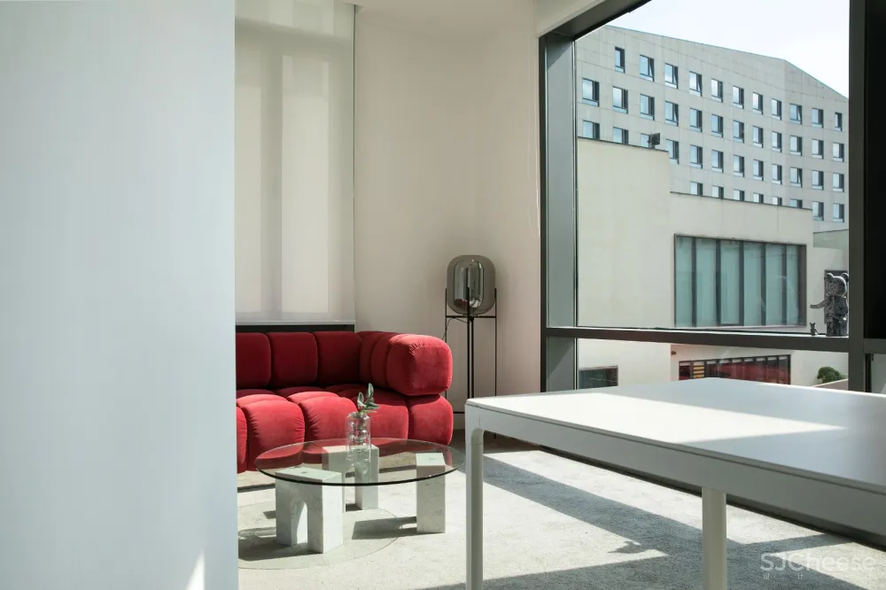 最新 | YELLOW PENCIL TEAM OFFICE,简约风格事务所