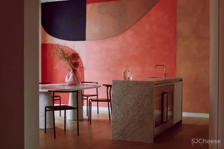 伦敦那个煤气包爆改的公寓,顶层复式样板房公开了,一套卖7000万