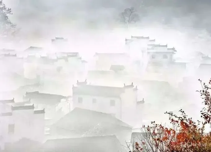 这个中国农村老宅改造，秒杀国外豪华大别墅！