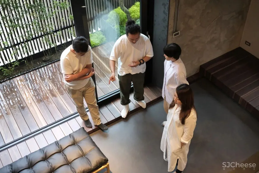 日本设计奖工业风-wabi sabi,卧室悬浮的家像一座图书馆