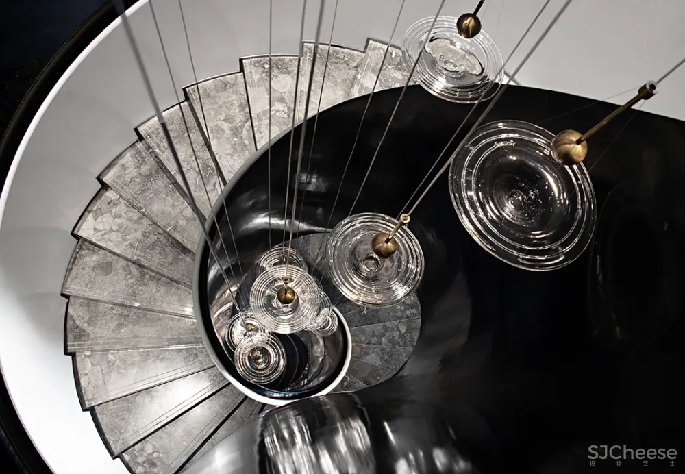 岳蒙:一场穿越故事的讲述!