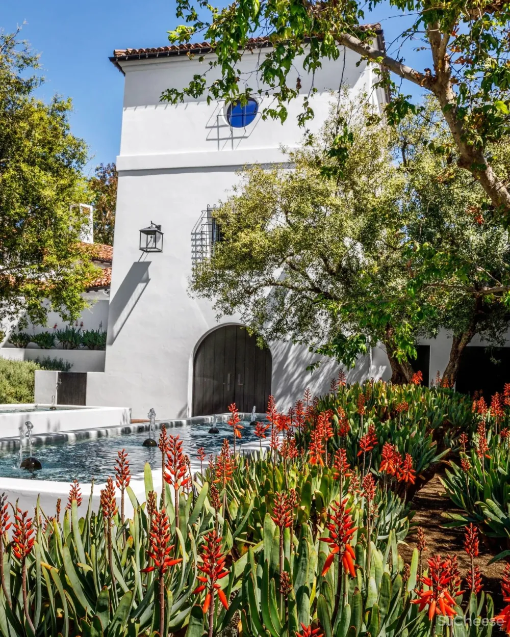 Inside Hitmaker Ryan Murphys Serene NYC and L.A. Homes