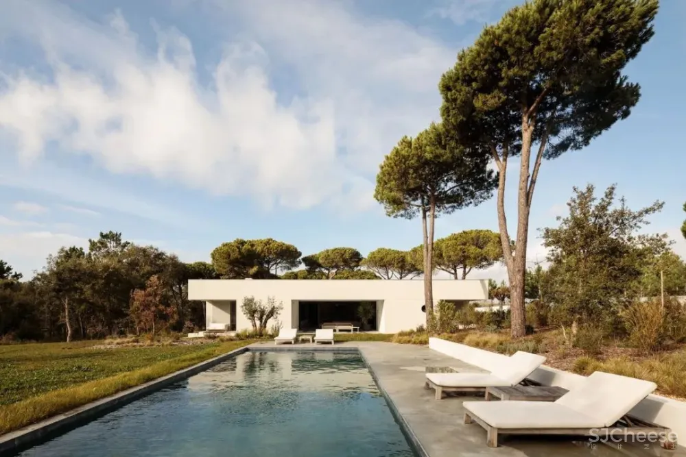 Atelier Rua 葡萄牙的简约风度假屋