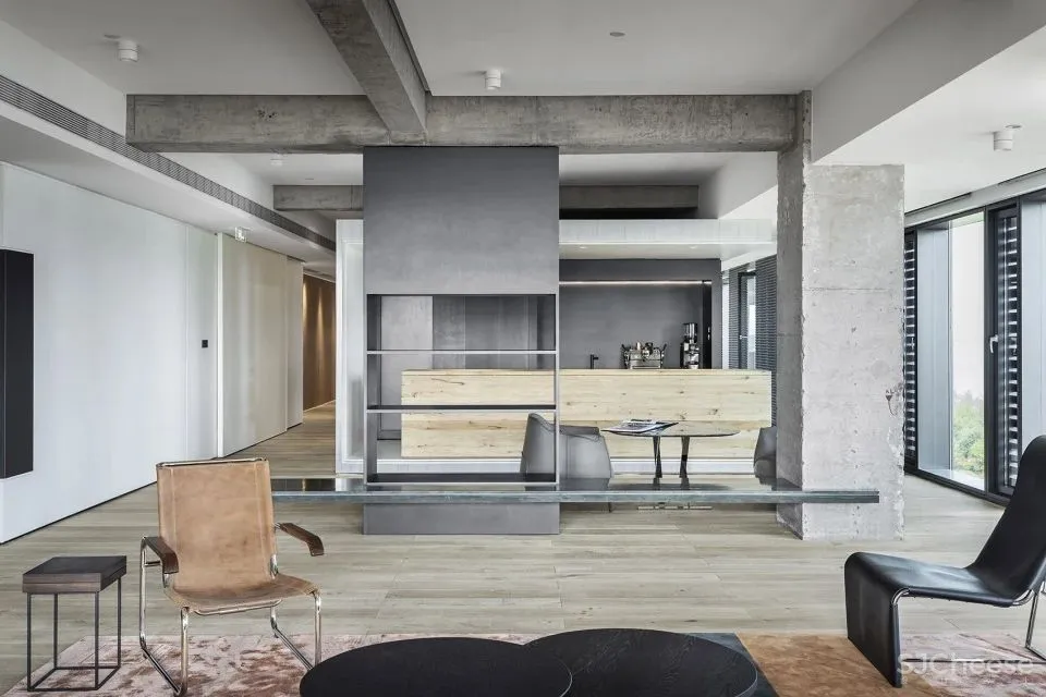 新作 凌笛OFFICE：重现旧工业时代质感 万境设计