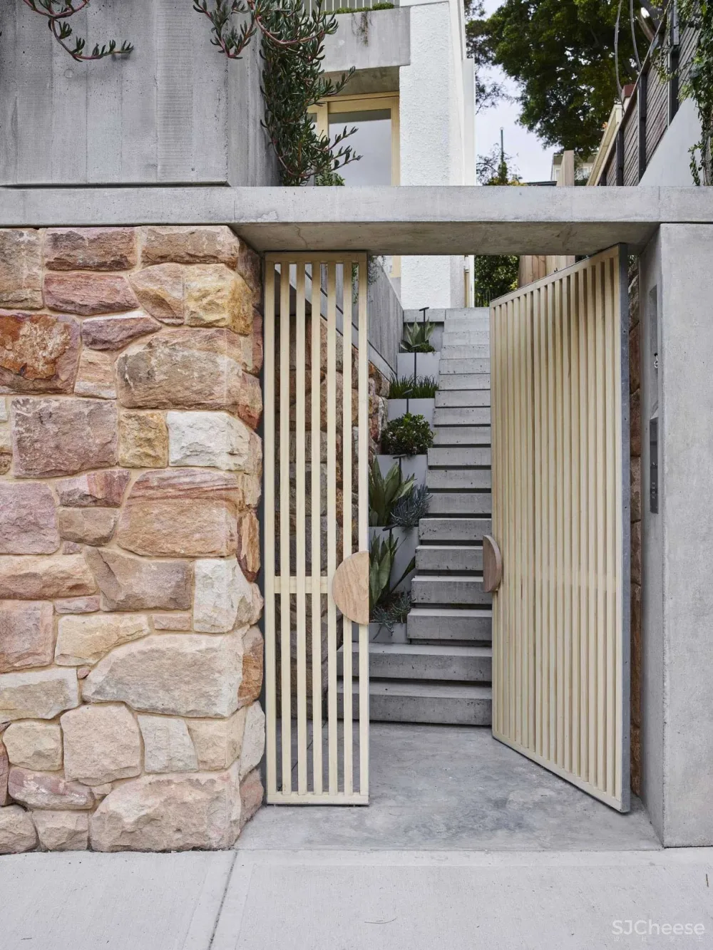 MADELEINE BLANCHFIELD ARCHITECTS