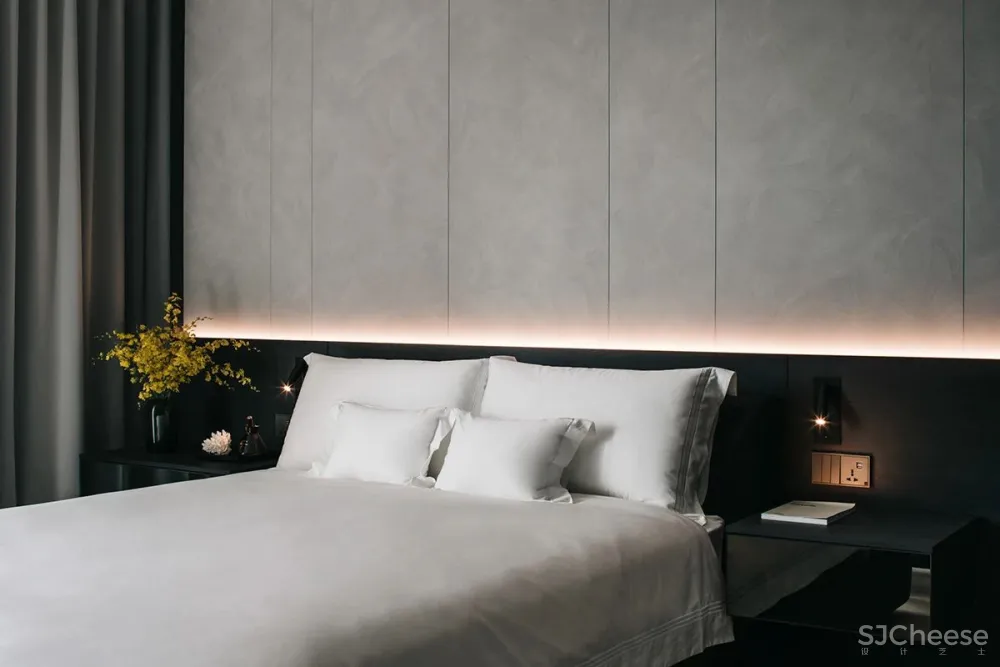 146㎡ 黑色调公寓,打造别样的轻奢感