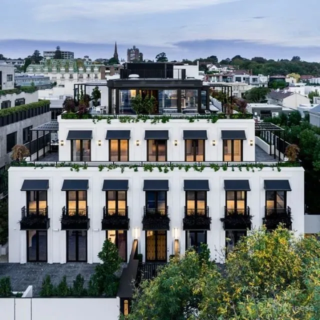 豪华公寓的精装房设计，也要简单耐看