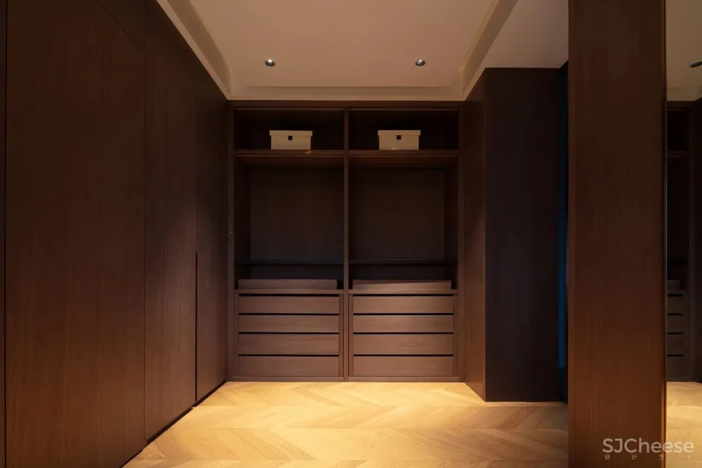 830㎡黑白四层独栋别墅,简约奢华彰显高级质感!