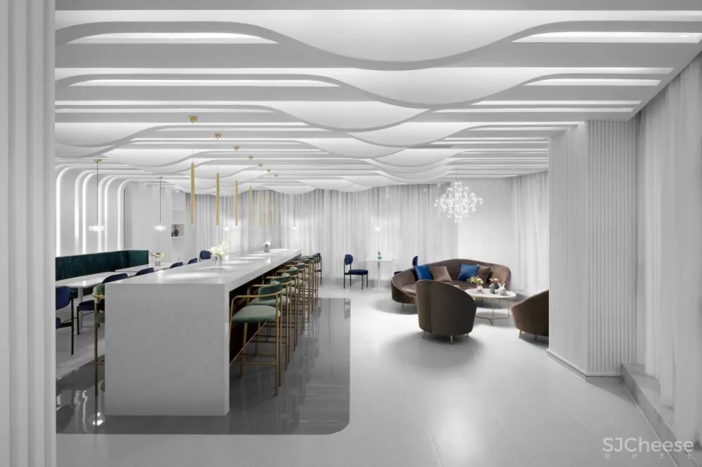 80㎡“鸟巢”概念店,网红门面的极简趣味!