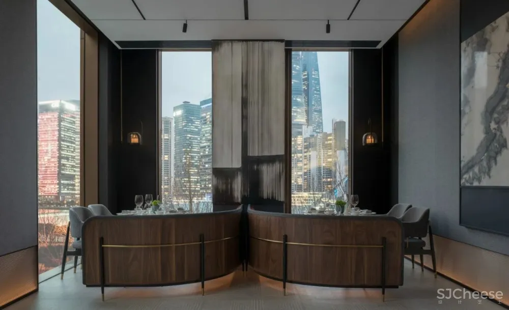 蜂鸟设计:续航14年,他们创作的餐饮空间“很超纲”