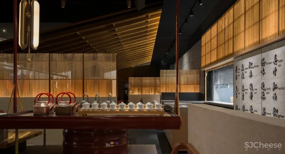 蜂鸟设计:续航14年,他们创作的餐饮空间“很超纲”