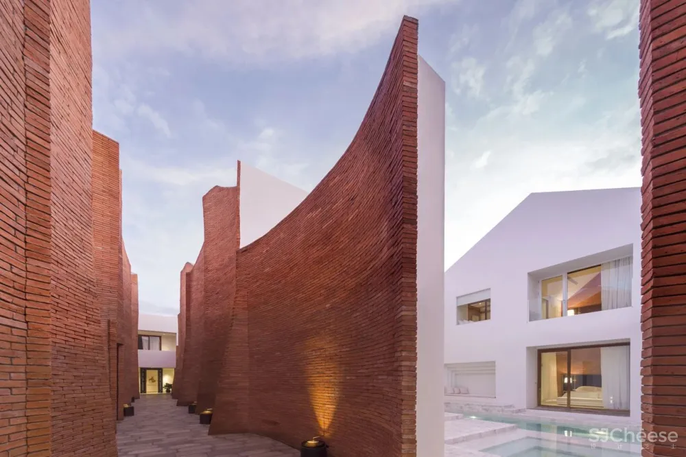 Onion-用红砖在泰国湄南河边营造的2家度假酒店!