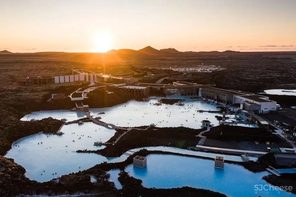 800年火山口的心灵治愈系酒店,全世界都来泡绝美蓝色温泉!