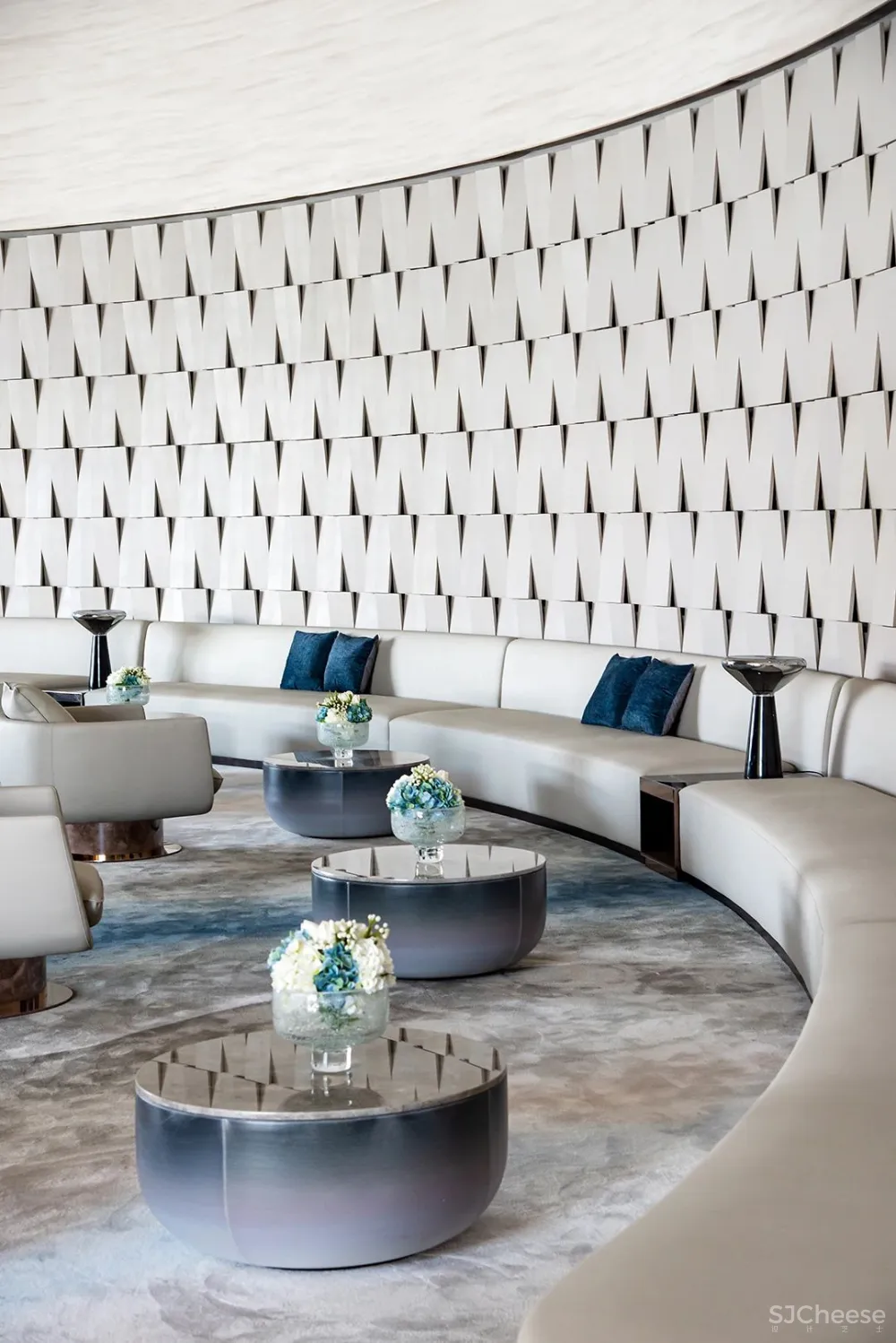 G ART 集艾:极简流线,构筑非凡艺术灵性!