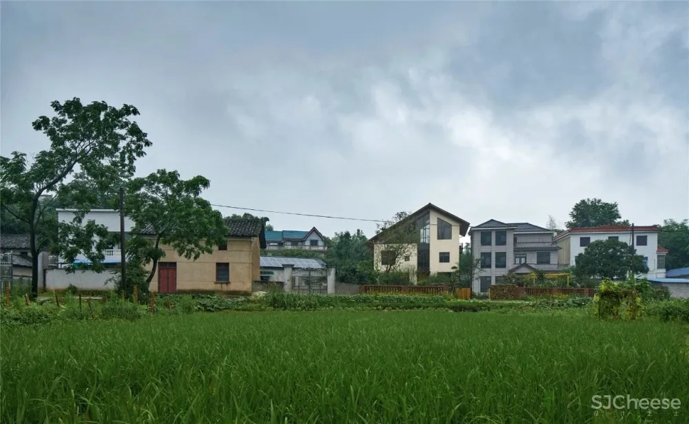 回到乡村,建一栋漂亮的房子