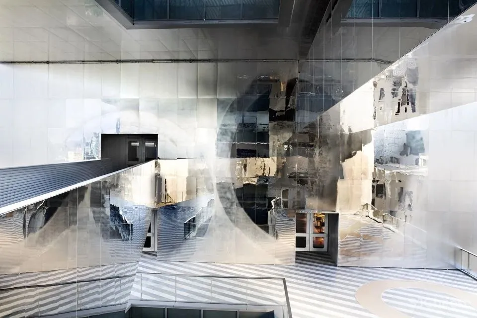 CEEC中国国际消费电子展示交易中心:科技结合设计 设计集人