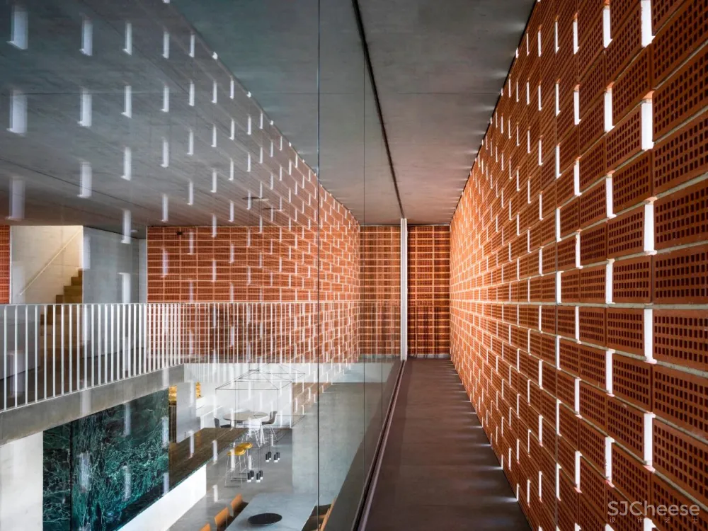 Renato DEttorre Architects丨超酷的海景别墅,深邃于空,容纳万境