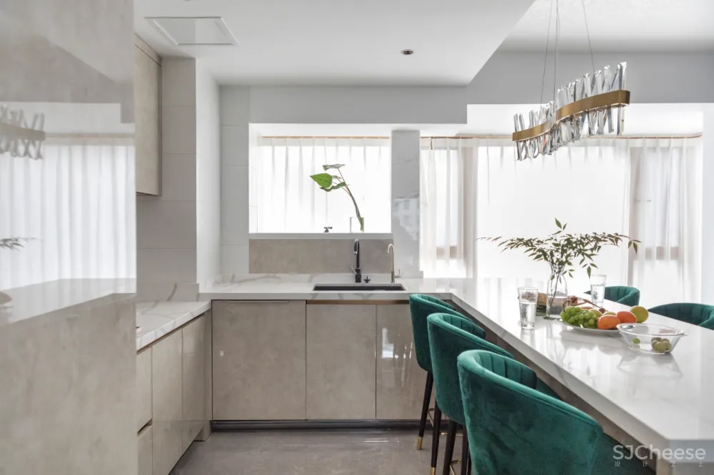 初一 | 苍翠欲滴·轻奢极致演绎