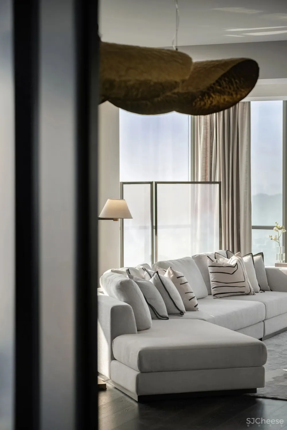 李益中丨超高层城市地标,高端公寓的先锋艺术